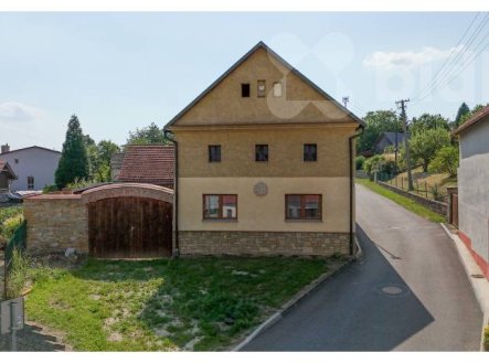Prodej rodinného domu po rekonstrukci 190m2 - Kunovice, okr. Vsetín