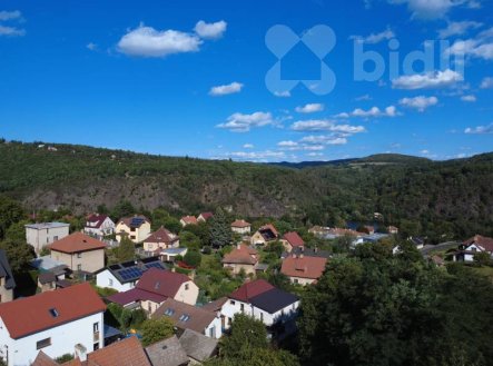 prodej stavebního pozemku v krásné Davli