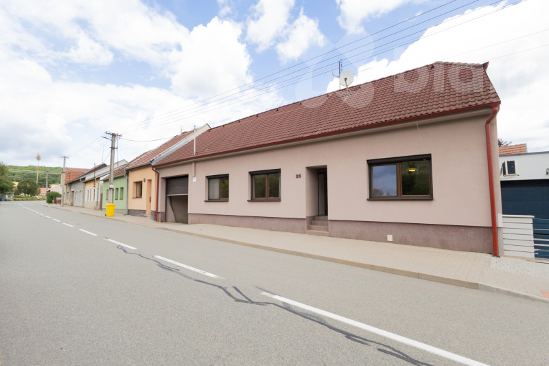Prodej mimořádně úsporného rodinného domu 290m2 - Hvozdec u Veverské Bítýšky