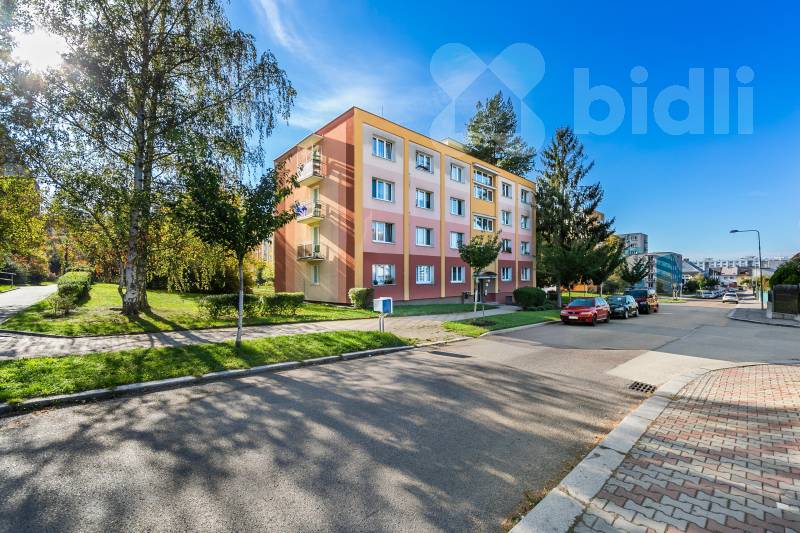 Stylový byt 3+1 po rekonstrukci s balkonem | Plzeň - Doubravka | Okamžitě k bydlení