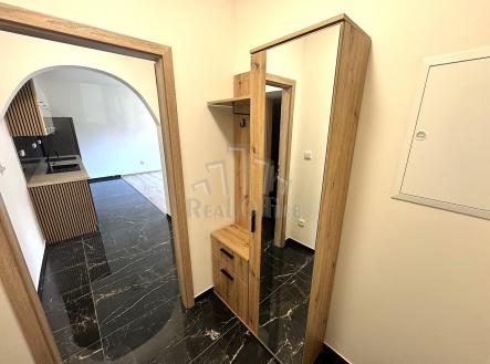Pronájem bytu, 2+kk, 41 m²