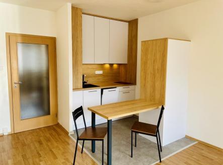 Pronájem bytu, 2+kk, 41 m²