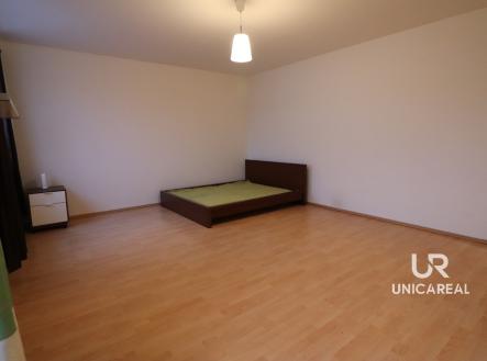 Pronájem bytu, 1+kk, 36 m²