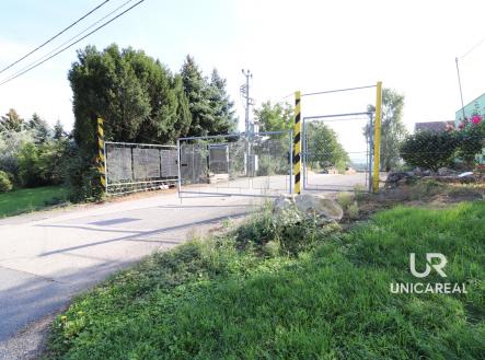 Pronájem komerčního objektu, sklad, 1 760 m²