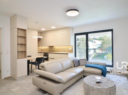 Pronájem bytu, 3+kk, 70 m²
