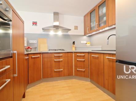 Prodej bytu, 3+kk, 77 m²
