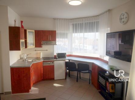 Pronájem bytu, 1+kk, 33 m²