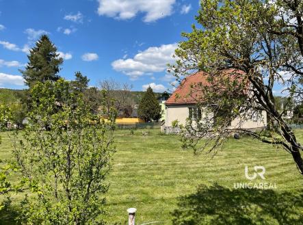 Prodej pozemku pro bydlení, 2 348 m²