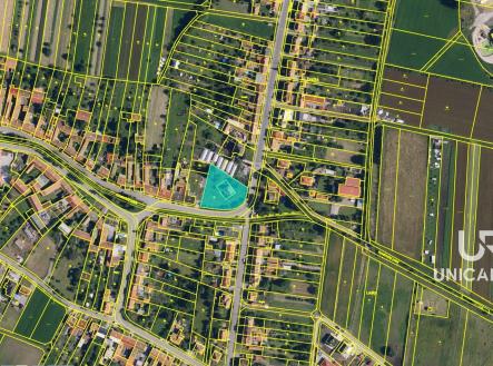 Prodej pozemku pro bydlení, 2 348 m²