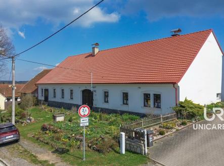 Prodej zemědělského objektu, 1 643 m²