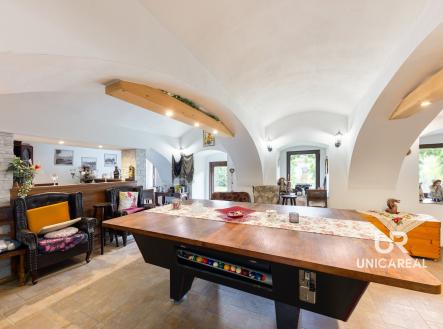 Prodej zemědělského objektu, 1 643 m²
