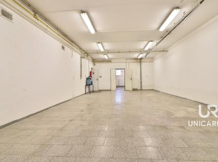 Prodej komerčního objektu, výroba, 834 m²