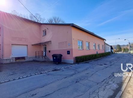Prodej komerčního objektu, výroba, 834 m²