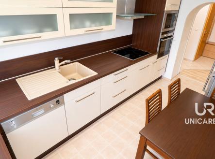 Pronájem bytu, 3+1, 75 m²