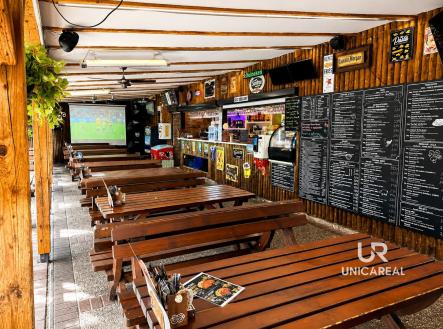 Prodej restaurace, 955 m²