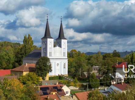 Prodej pozemku pro bydlení, 1 800 m²