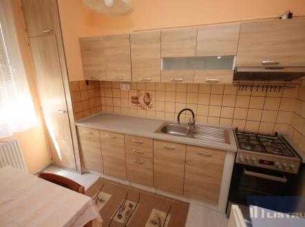 Prodej bytu, 2+1, 44 m² obrázek