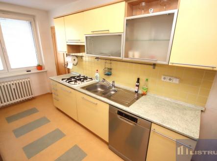 Prodej bytu, 3+1, 77 m²