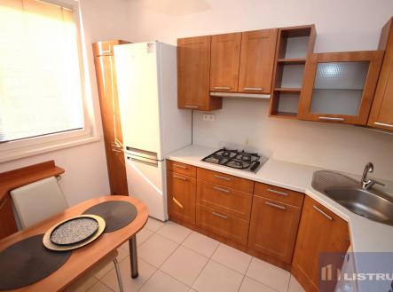 Pronájem bytu, 2+1, 44 m²