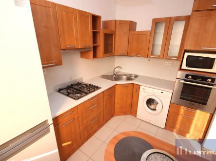 Prodej bytu, 2+1, 44 m²