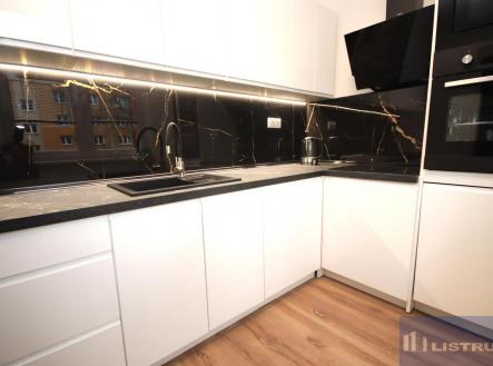 Prodej bytu, 2+1, 56,5 m²