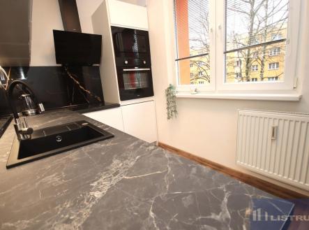 Prodej bytu, 2+1, 56,5 m²