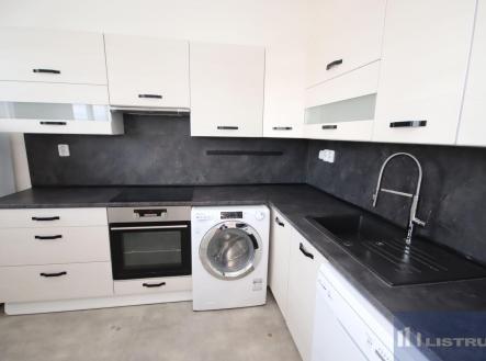 Pronájem bytu, 2+1, 44 m²