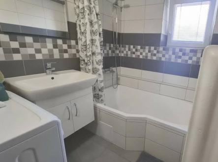 Pronájem bytu, 1+1, 40 m²