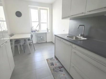 Pronájem bytu, 1+1, 40 m²