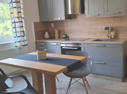 Pronájem bytu, 2+1, 70 m²