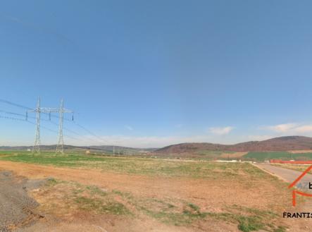 Prodej pozemku pro komerční výstavbu, 9 892 m²