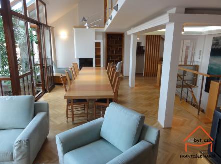 Pronájem bytu, 6+kk, 268 m²