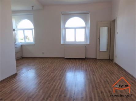 Pronájem bytu, 1+kk, 23 m²