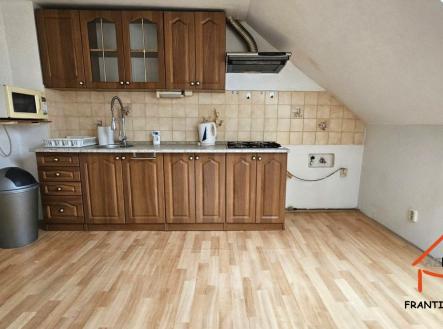 Pronájem bytu, 2+1, 43 m²