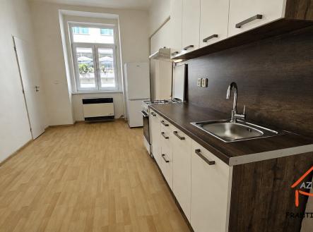 Pronájem bytu, 1+1, 38 m²