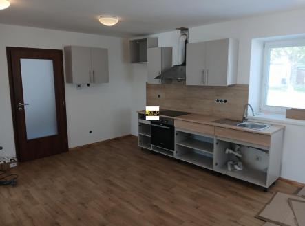 Pronájem domu/vily, 80 m²