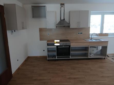 Pronájem domu/vily, 80 m²