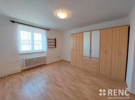 Pronájem bytu, 1+1, 39 m²