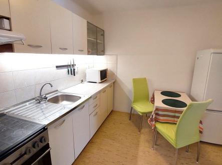 Pronájem bytu, 1+1, 33 m²