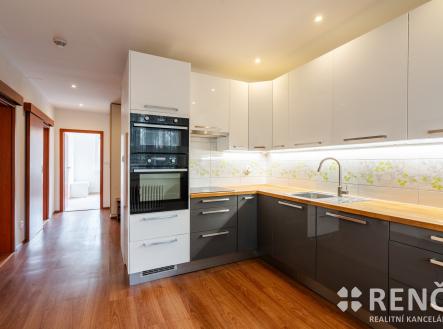 Pronájem bytu, 3+1, 71 m²