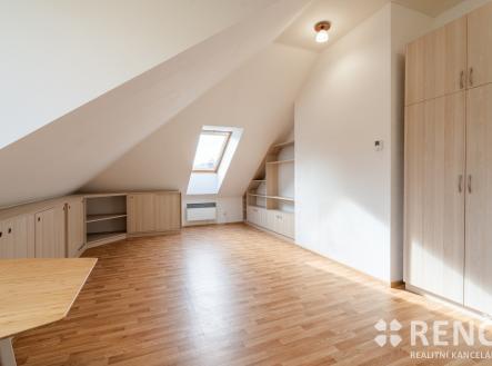 Pronájem bytu, 1+kk, 36 m²