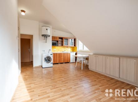 Pronájem bytu, 1+kk, 36 m²