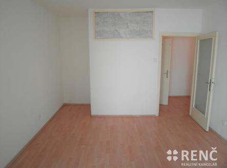 Pronájem bytu, 1+1, 33 m²