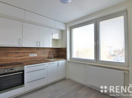 Pronájem bytu, 1+1, 35 m²