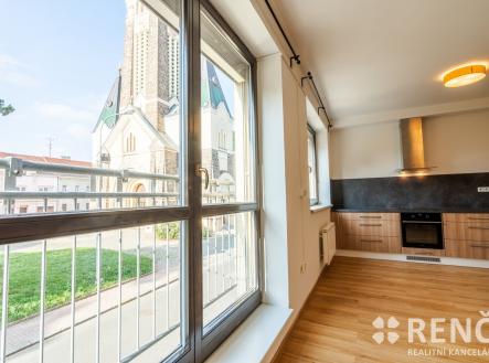 Pronájem bytu, 3+kk, 60 m²