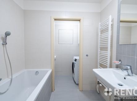 Pronájem bytu, 1+kk, 44 m²