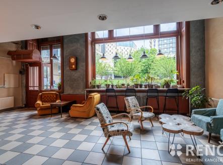 Pronájem restaurace, 274 m²