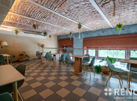Pronájem restaurace, 274 m²