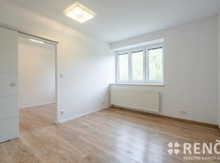 Pronájem bytu, 2+kk, 44 m²