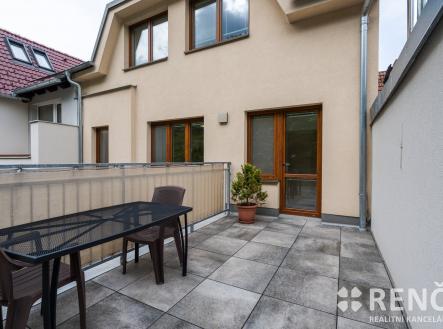 Pronájem bytu, 2+kk, 44 m²